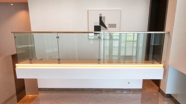 Top idées de garde corps en verre alliant sécurité et esthétique